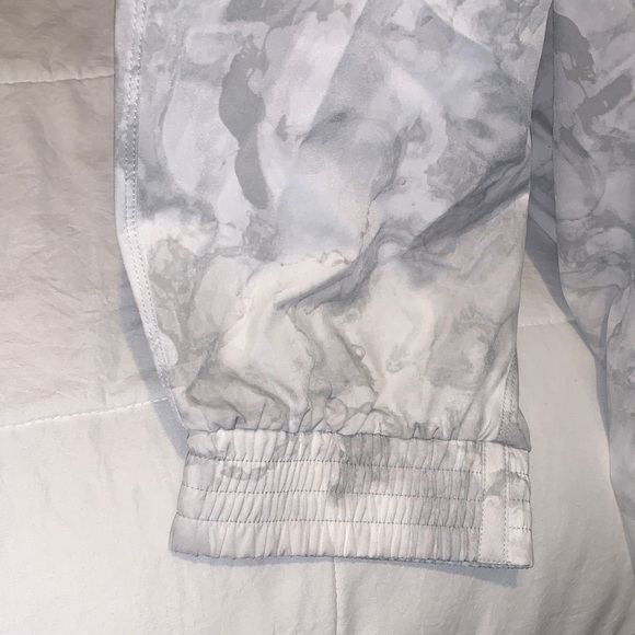 Old Navy Gray Marble Stretch Activewear Track Pants 4/$20 - Picture 8 of 8